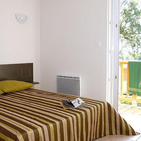 Madame Vacances - Residence Du Golf D'Armagnac 欧兹 客房 照片