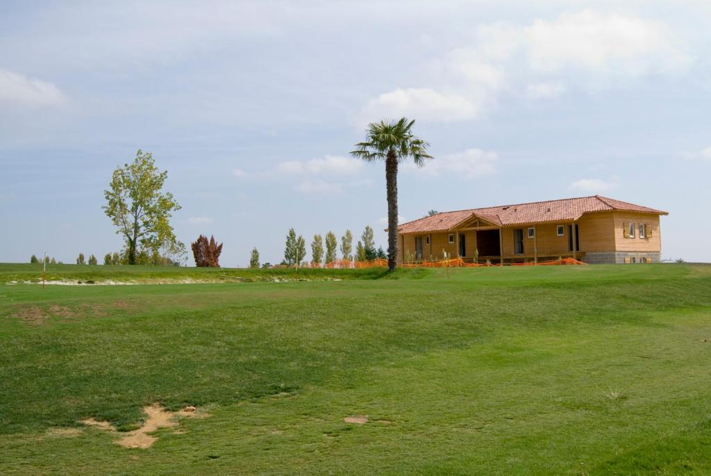 Madame Vacances - Residence Du Golf D'Armagnac 欧兹 客房 照片