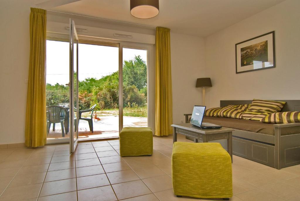 Madame Vacances - Residence Du Golf D'Armagnac 欧兹 客房 照片