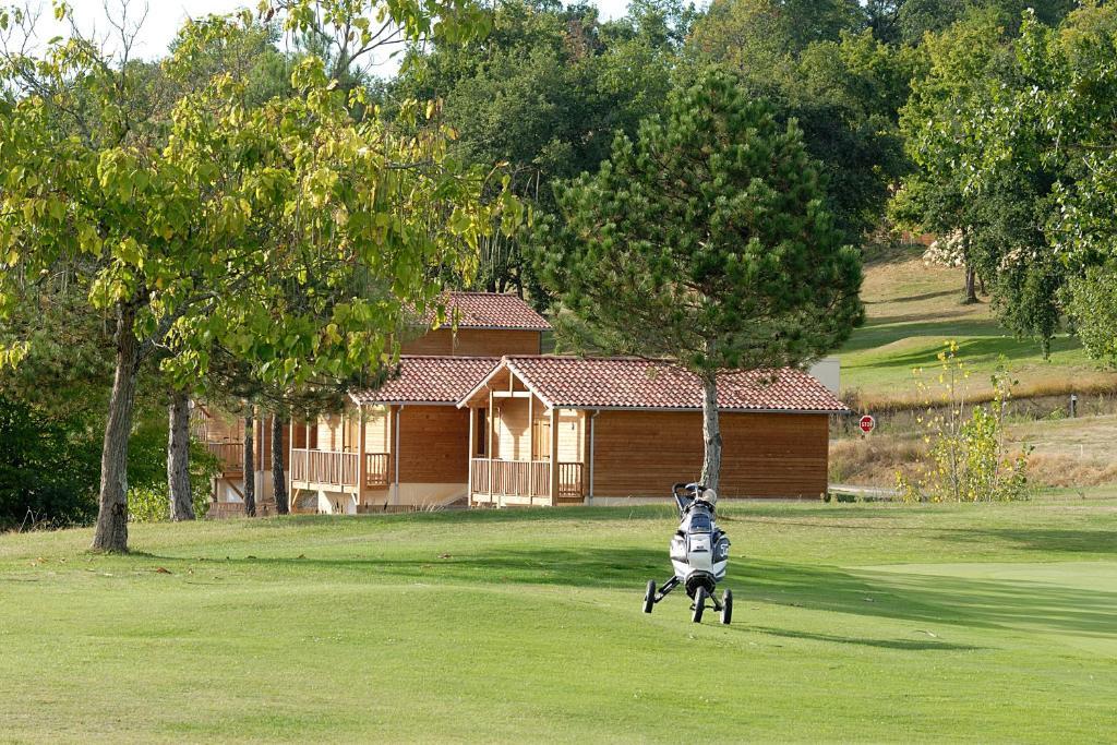 Madame Vacances - Residence Du Golf D'Armagnac 欧兹 客房 照片