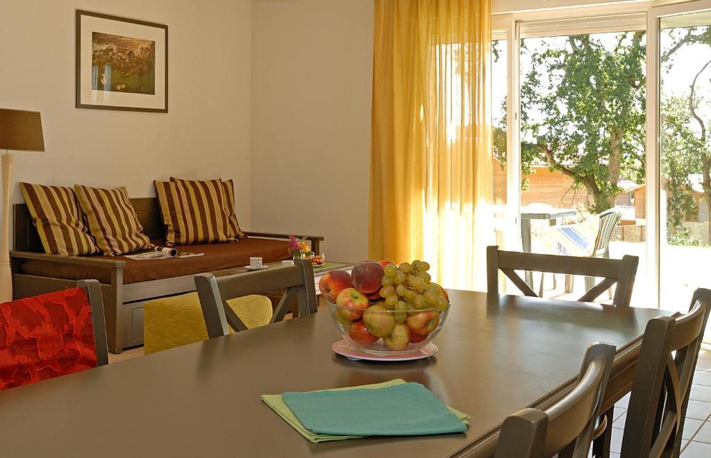 Madame Vacances - Residence Du Golf D'Armagnac 欧兹 客房 照片