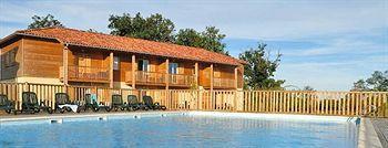 Madame Vacances - Residence Du Golf D'Armagnac 欧兹 外观 照片